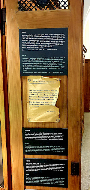 The house rules are studiously ignored here and the locker remains wonderfully untidy.