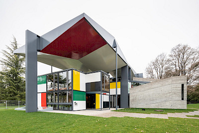 02A+A+Pavillon+Le+Corbusier+ISU4604+Final+1200X800