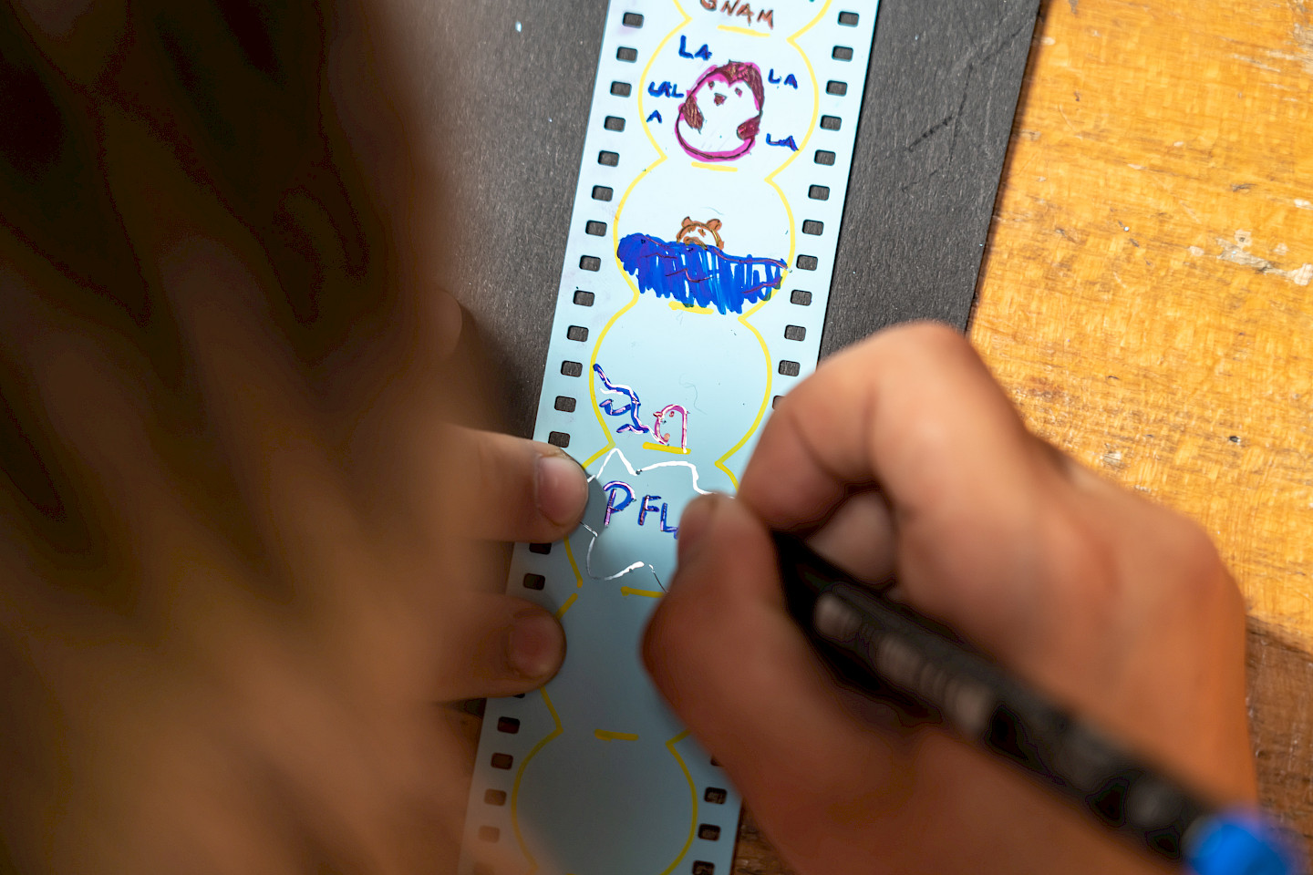 Videoex Festival 2024: Kinder-Workshop Animationsfilm analog