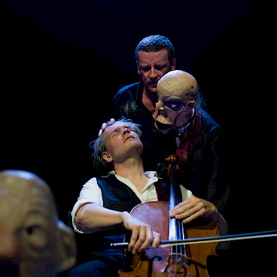 Mario und der Zauberer © Marianne Menke