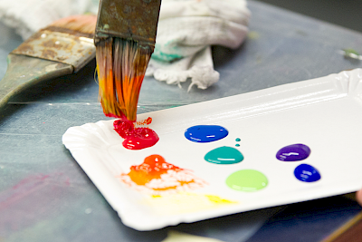 Painting emotions with colours
